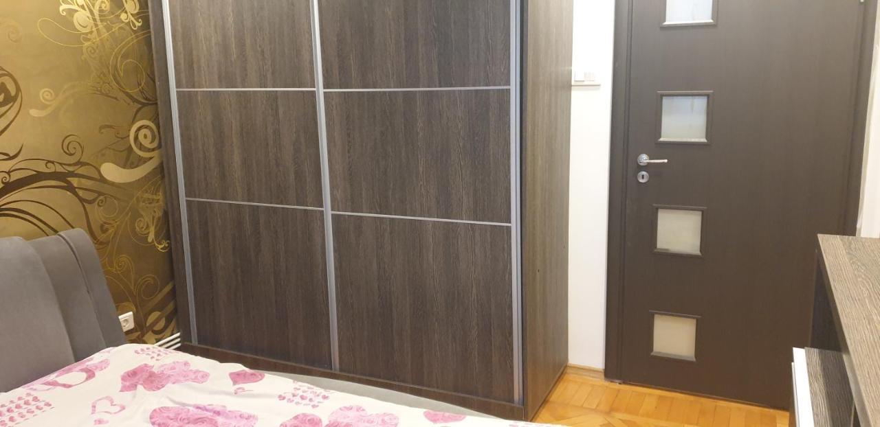 Apartament Modern Piteszti Zewnętrze zdjęcie